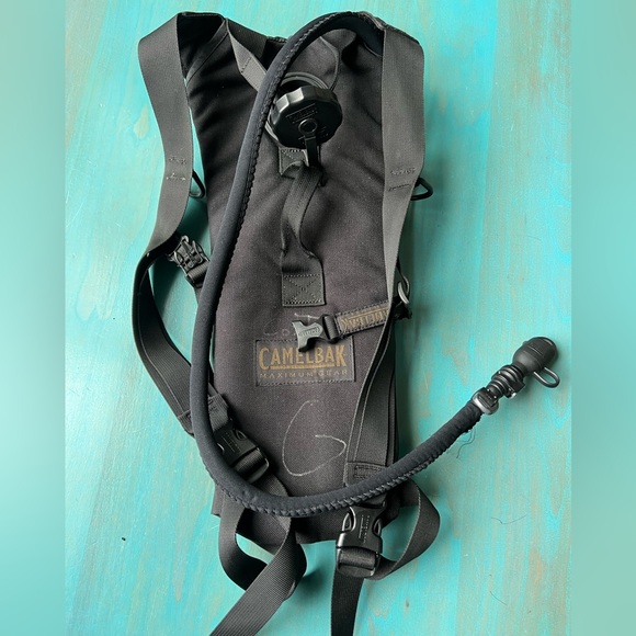 Camelbak Maximum Gear Condura Thermobak 2L 70 oz Insulated Hydration Pack - Picture 7 of 8